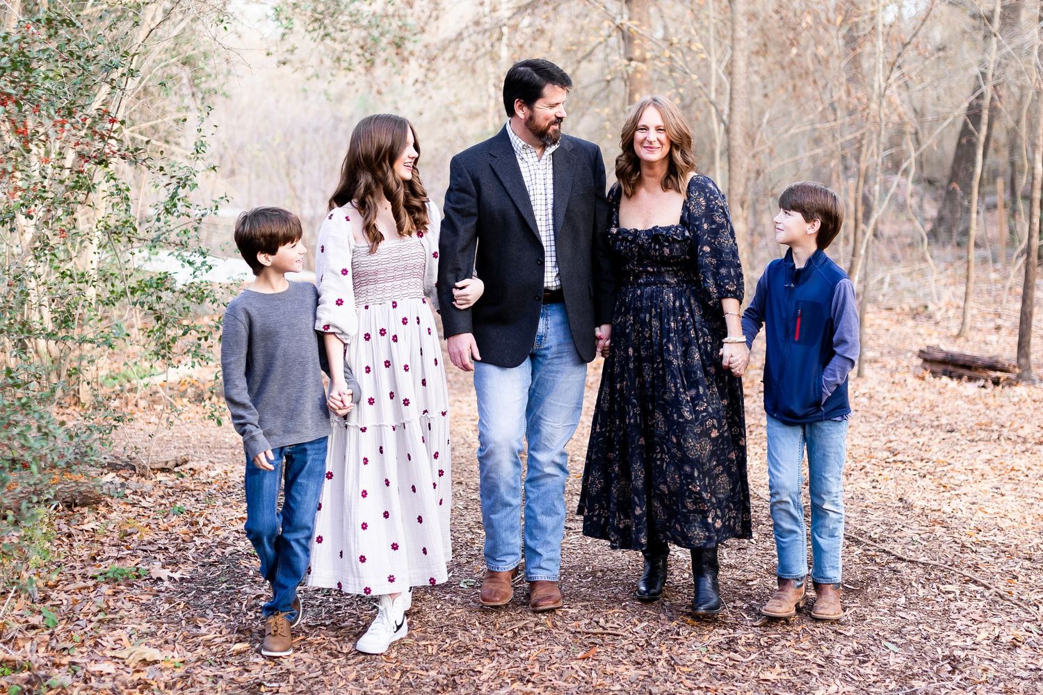 what-to-wear-at-a-family-photo-session