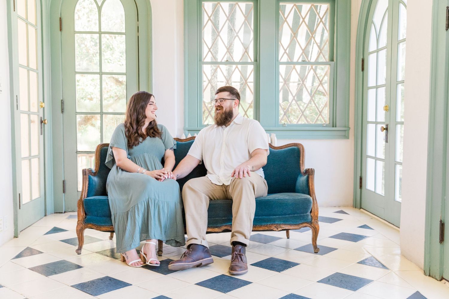 engagement session at Laguna Gloria