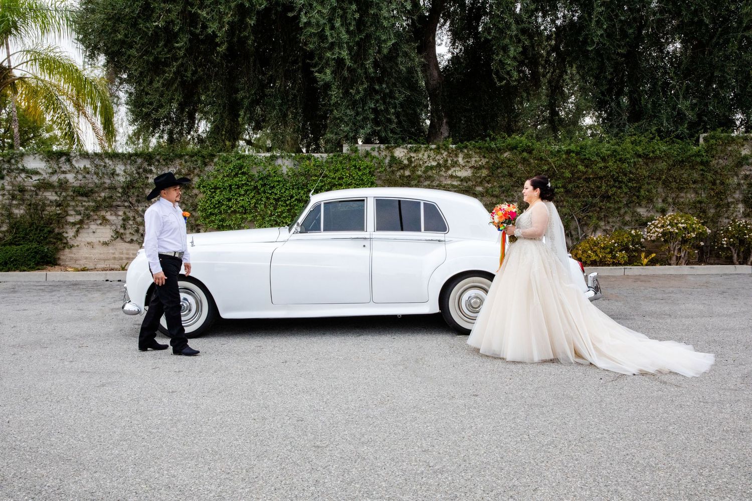 Vintage Wedding Shoot. Wedding Photos, Wedding Photography.
Wedding Photographer. Wedding day shoot.