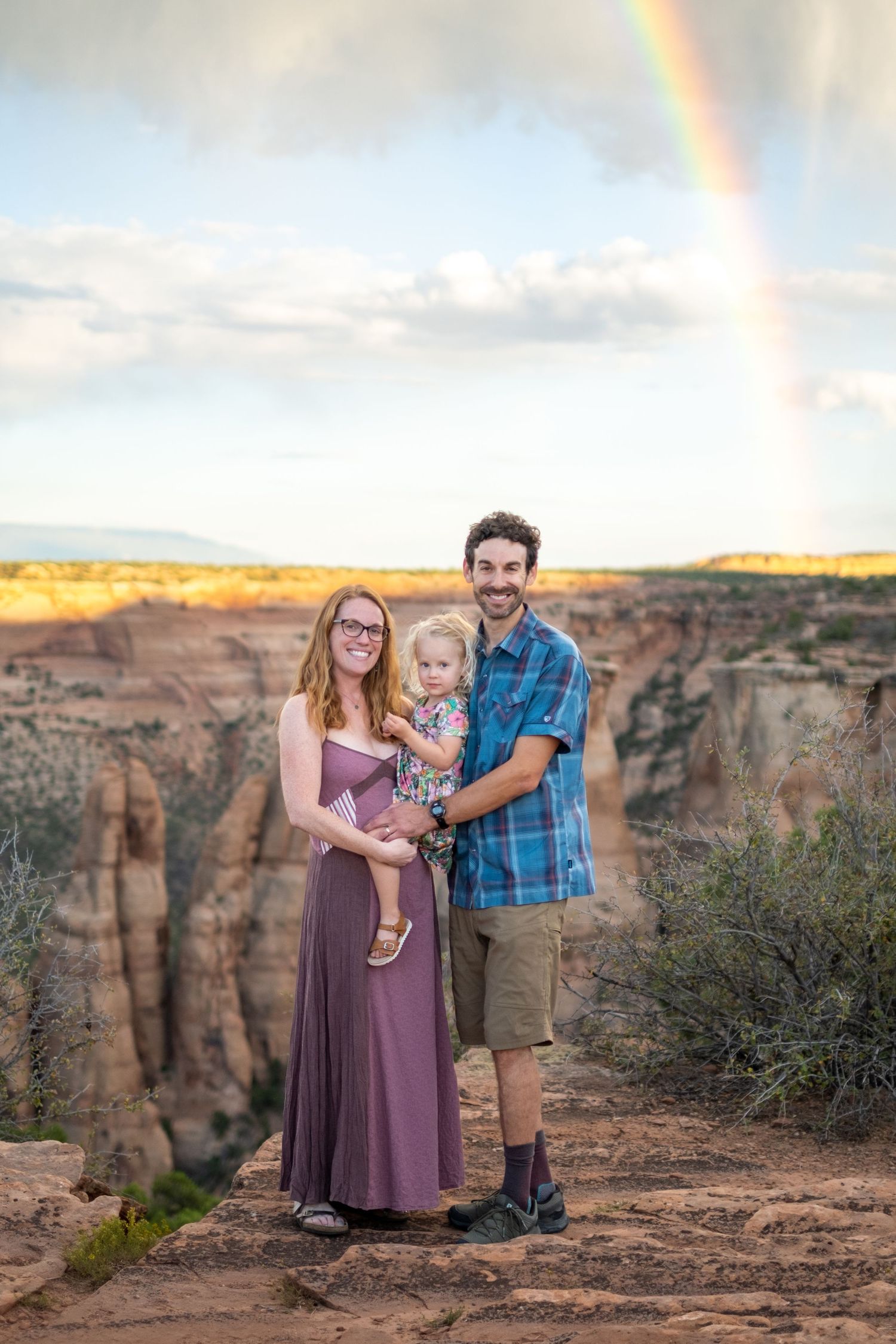 Family photo in Grand Junction, Colorado in the Colorado National Monument