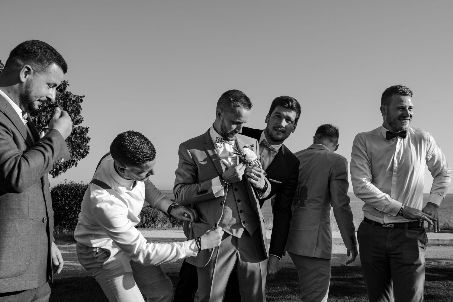 Photographes et vidéastes de mariage entre Nîmes, Montpellier et Marseille.