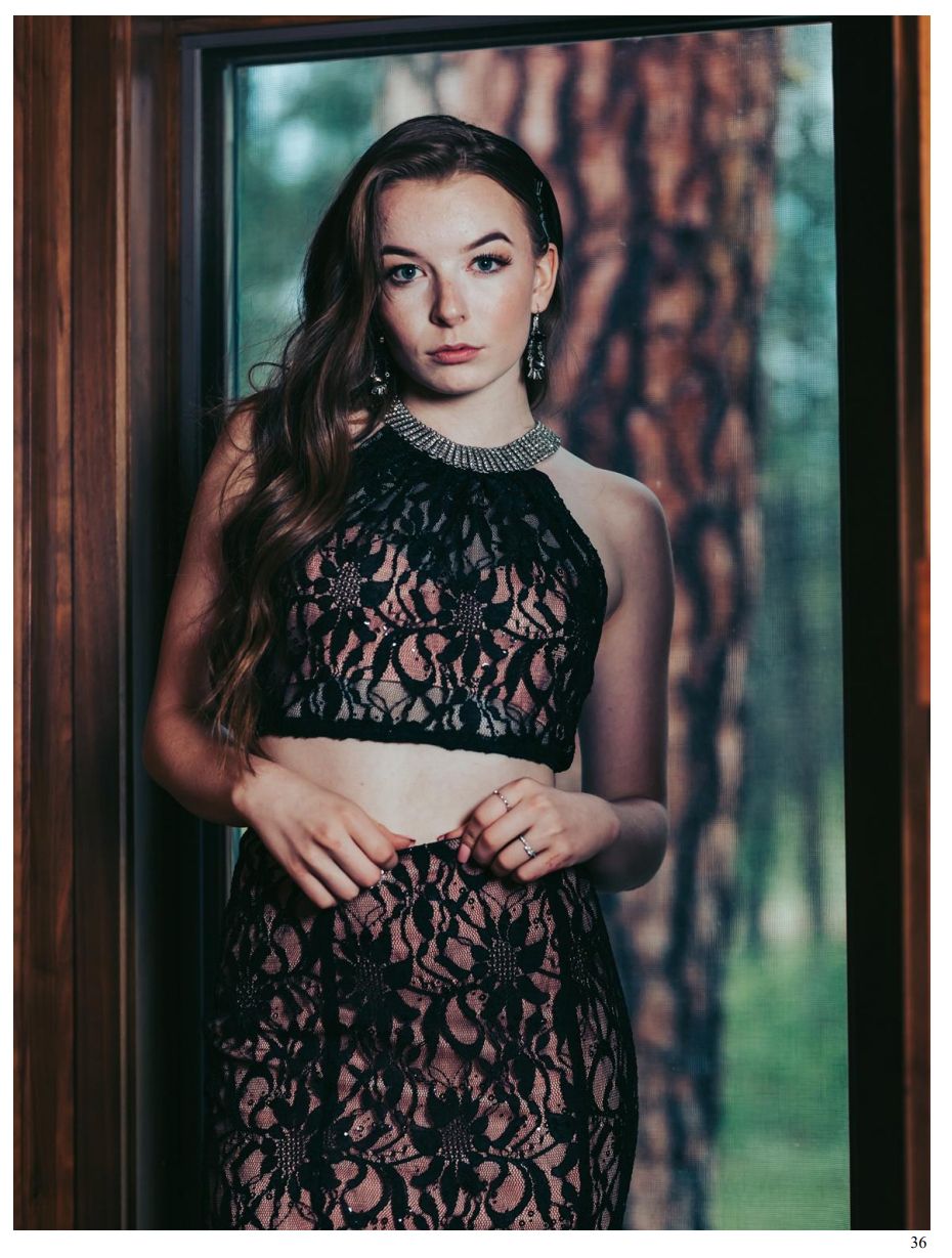 Young Model Magazine Kyla Goff Bellingham Senior Photographer