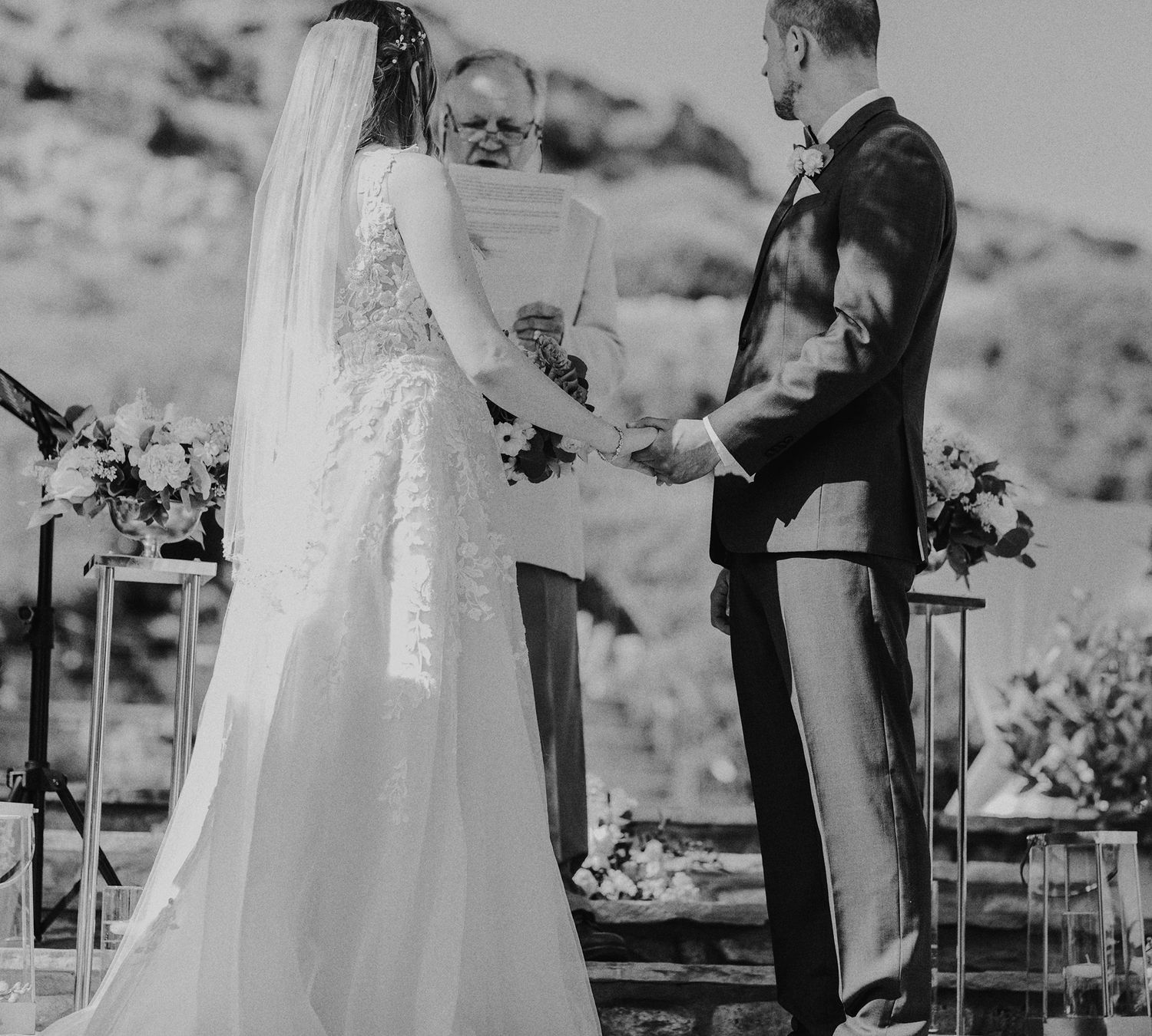 E Noelle Photography backyard wedding in Hidden Hills Los Angeles, bride and groom at alter