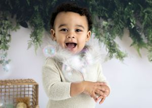 One Year Milestone Photographs - Cake Smash