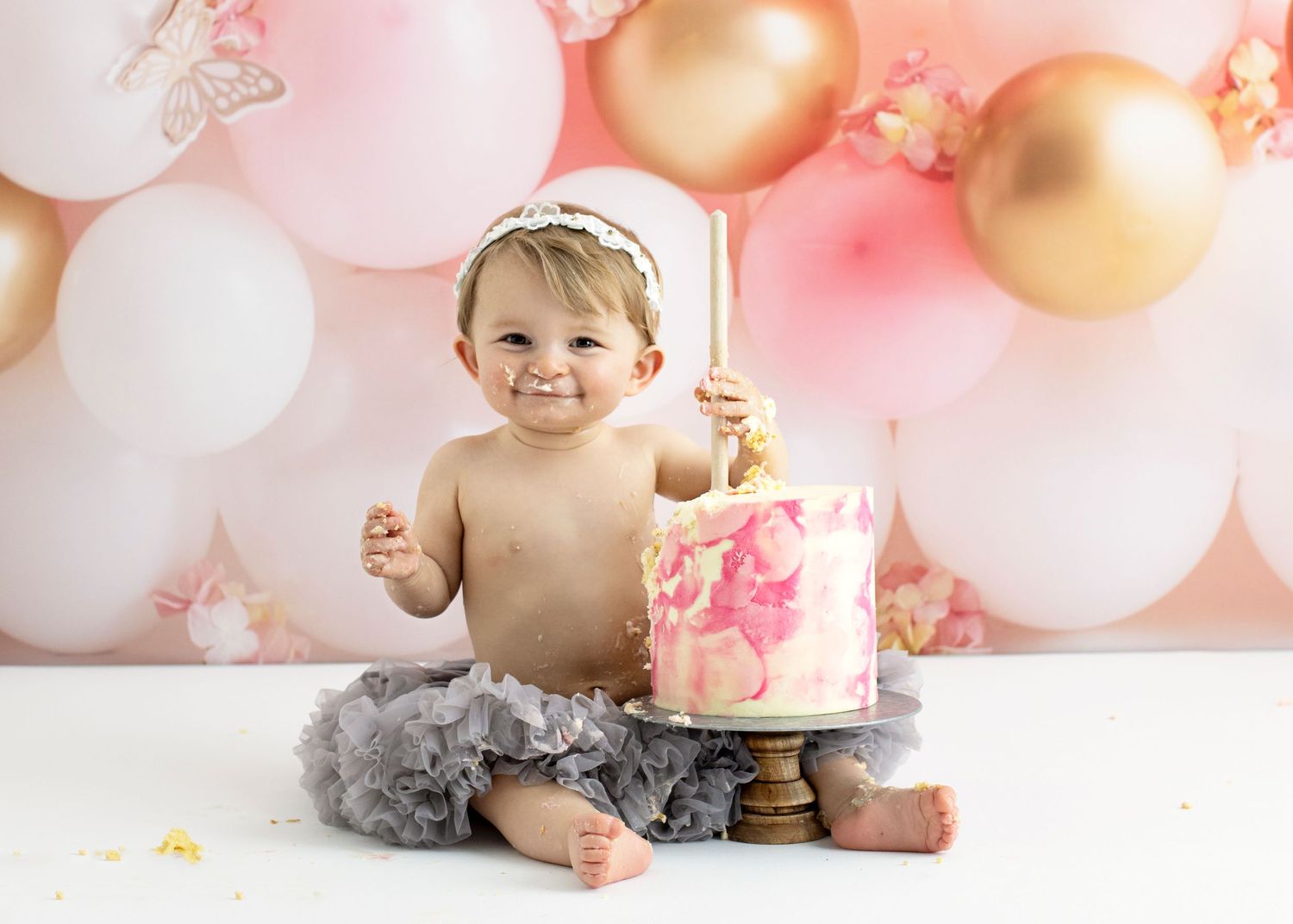 One Year Milestone Photographs - Cake Smash