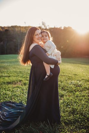 Braselton, Flowery Branch, Buford, Sugar Hill, Hoschton, Dacula 
Newborn & Family Photographer
Cake Smash, Senior Portraits, Headshots