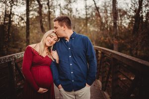 Braselton, Flowery Branch, Buford, Sugar Hill, Hoschton, Dacula 
Newborn & Family Photographer
Cake Smash, Senior Portraits, Headshots