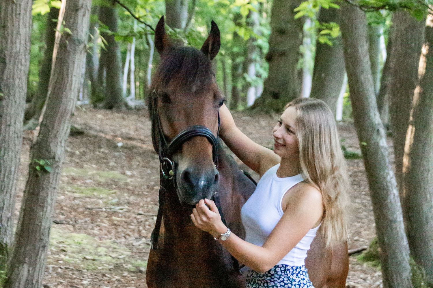 Gabrielle Scherrer photographe équestre lifestyle cheval amour couple mariage Versailles