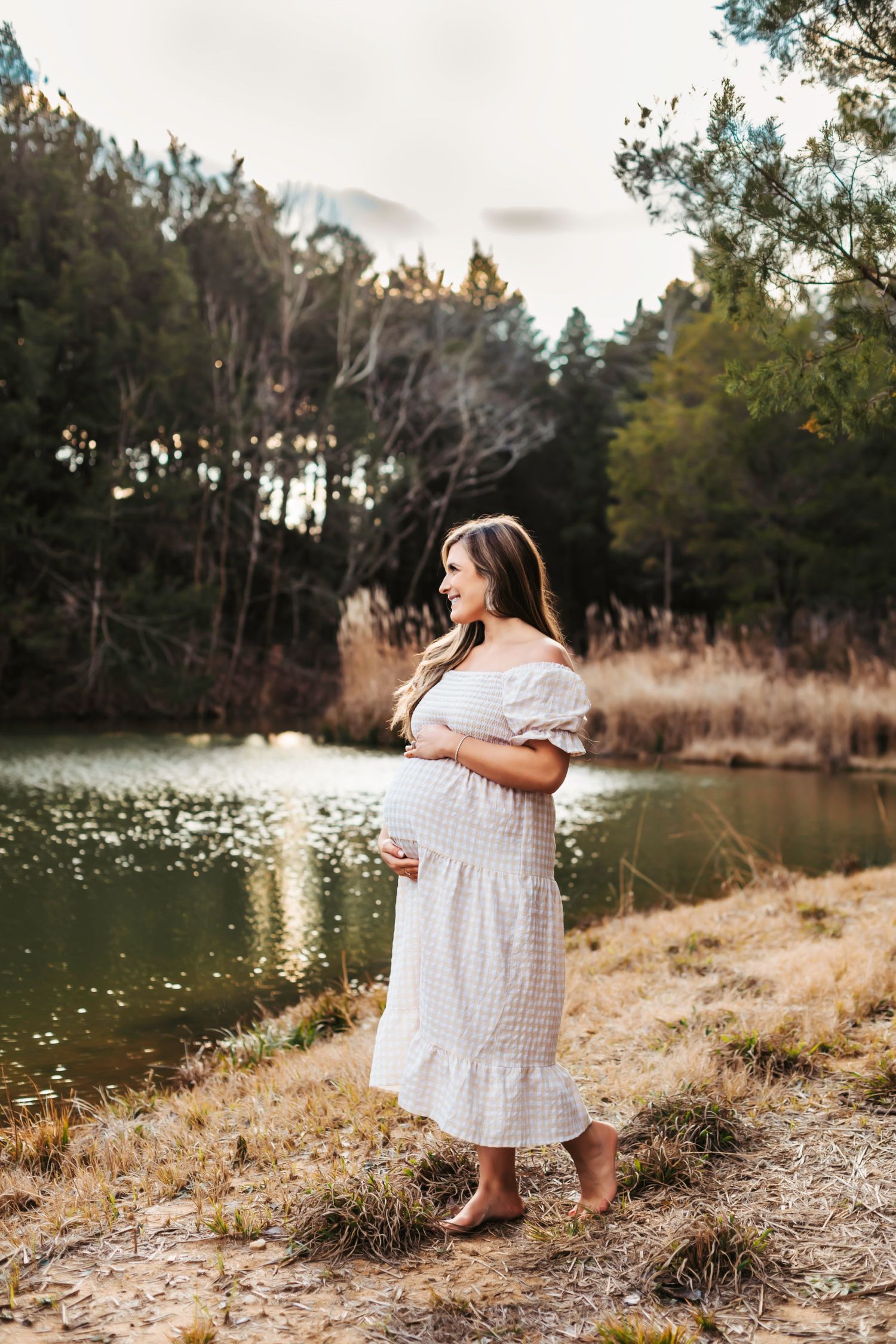 Mississippi Motherhood and Family Photographer