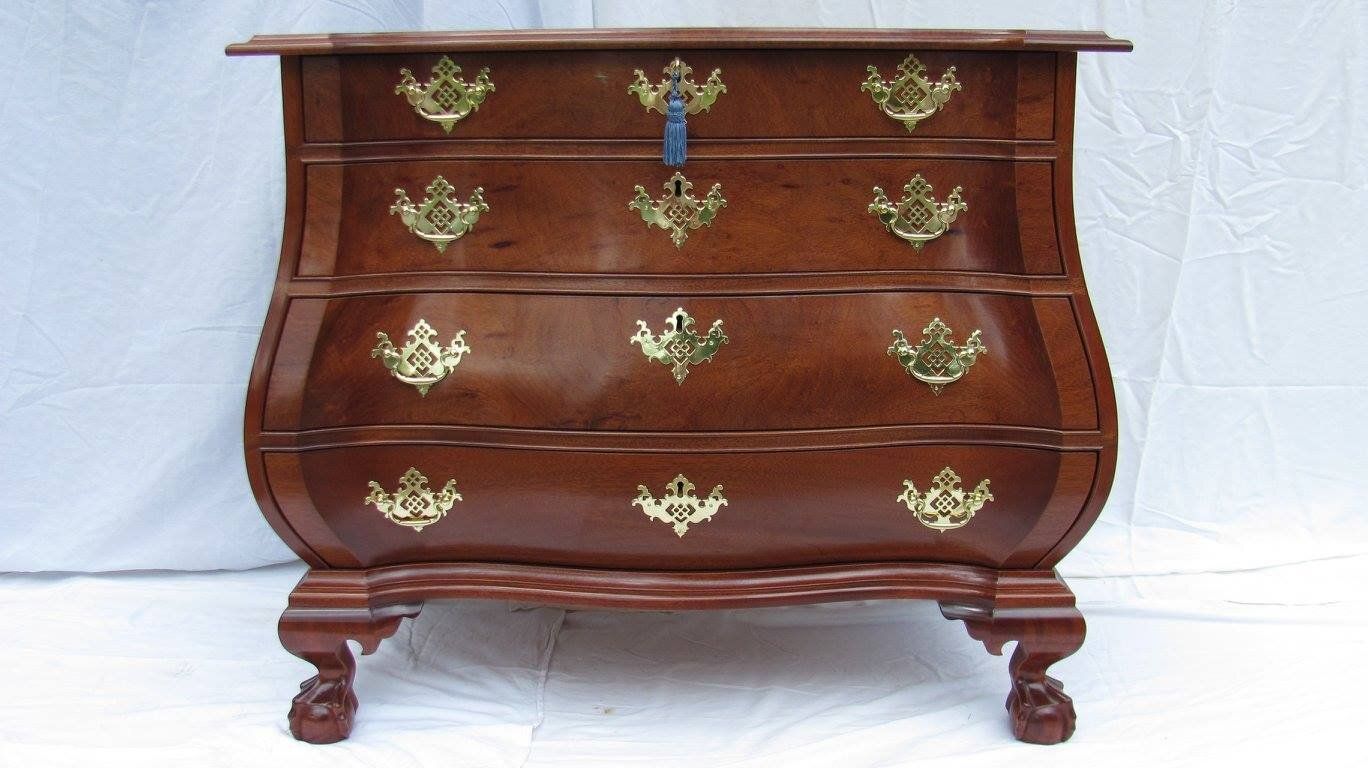 Founding Furniture - Boston Bombe