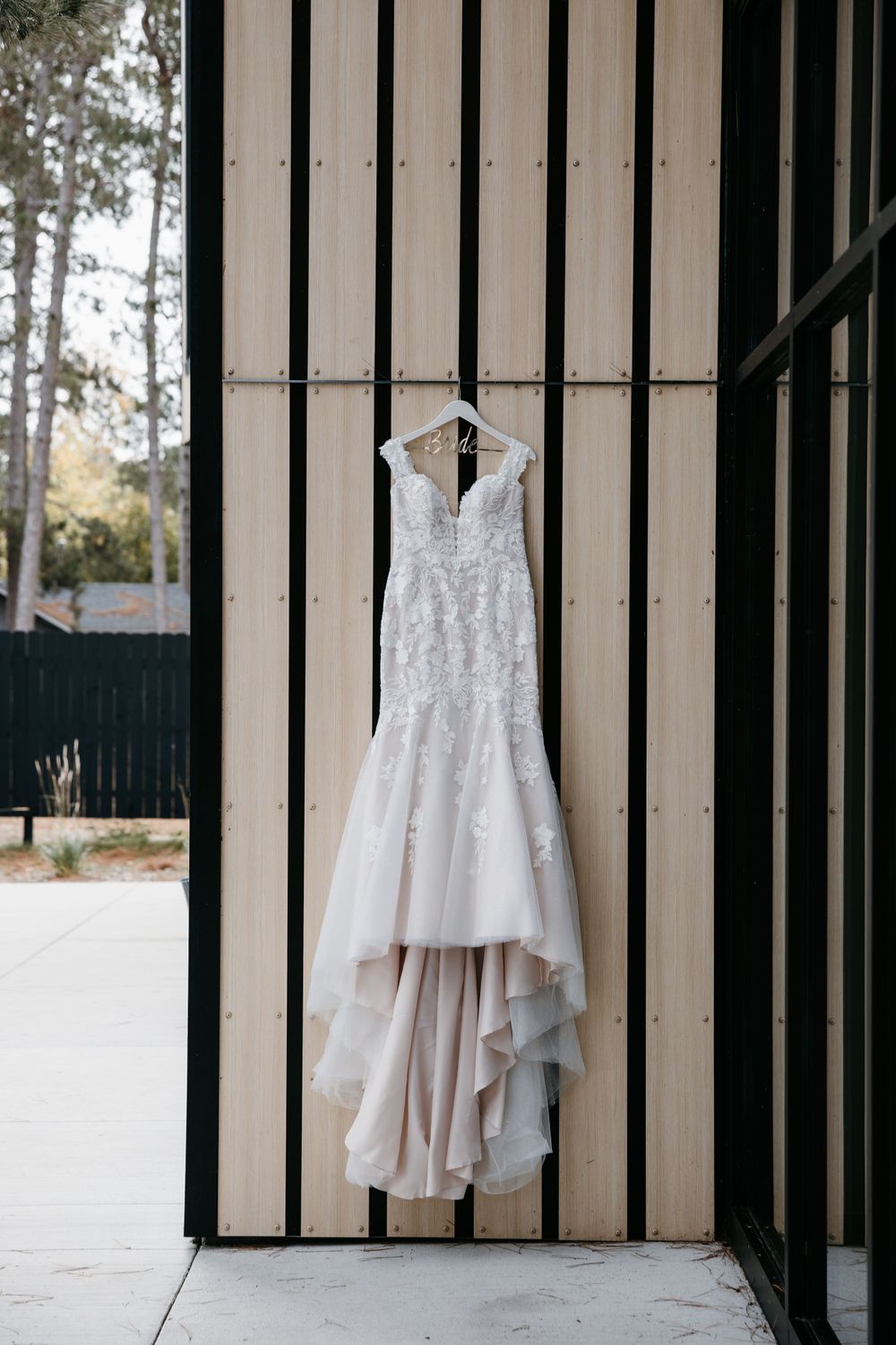 Minnesota Wedding at Catalyst by Nature Link