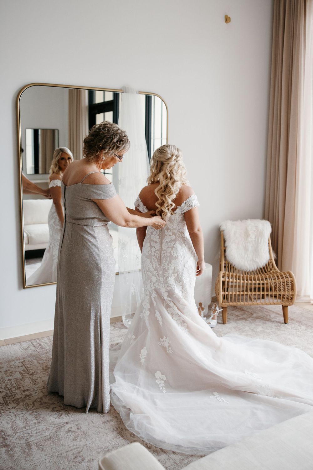 Minnesota Wedding at Catalyst by Nature Link