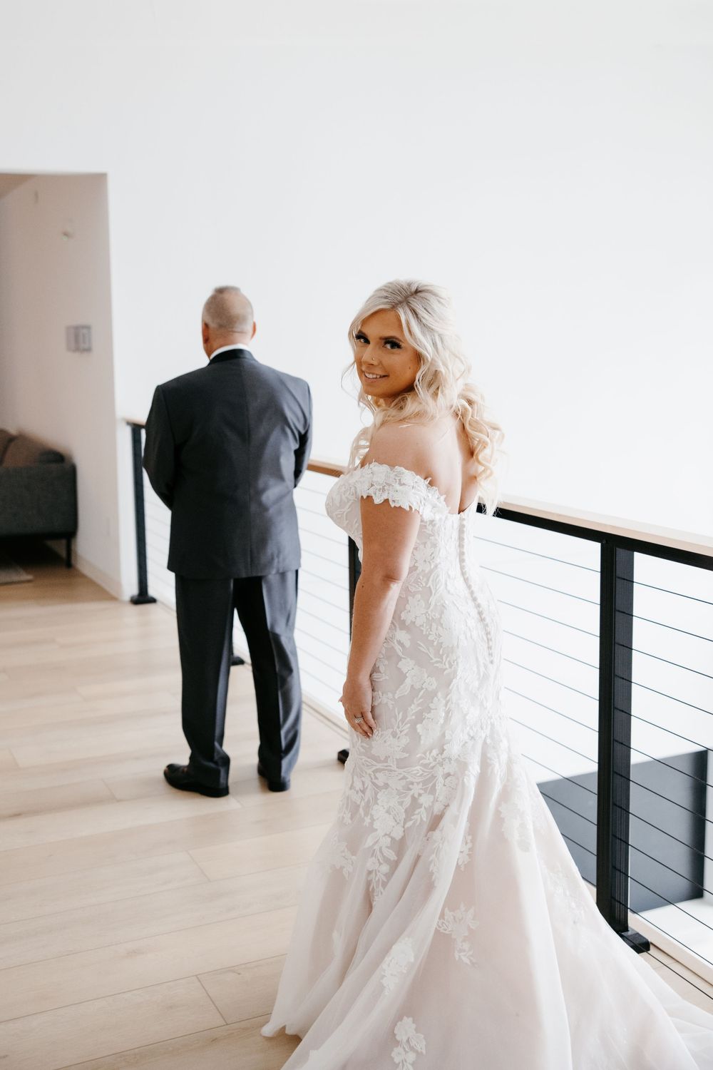 Minnesota Wedding at Catalyst by Nature Link first look with dad