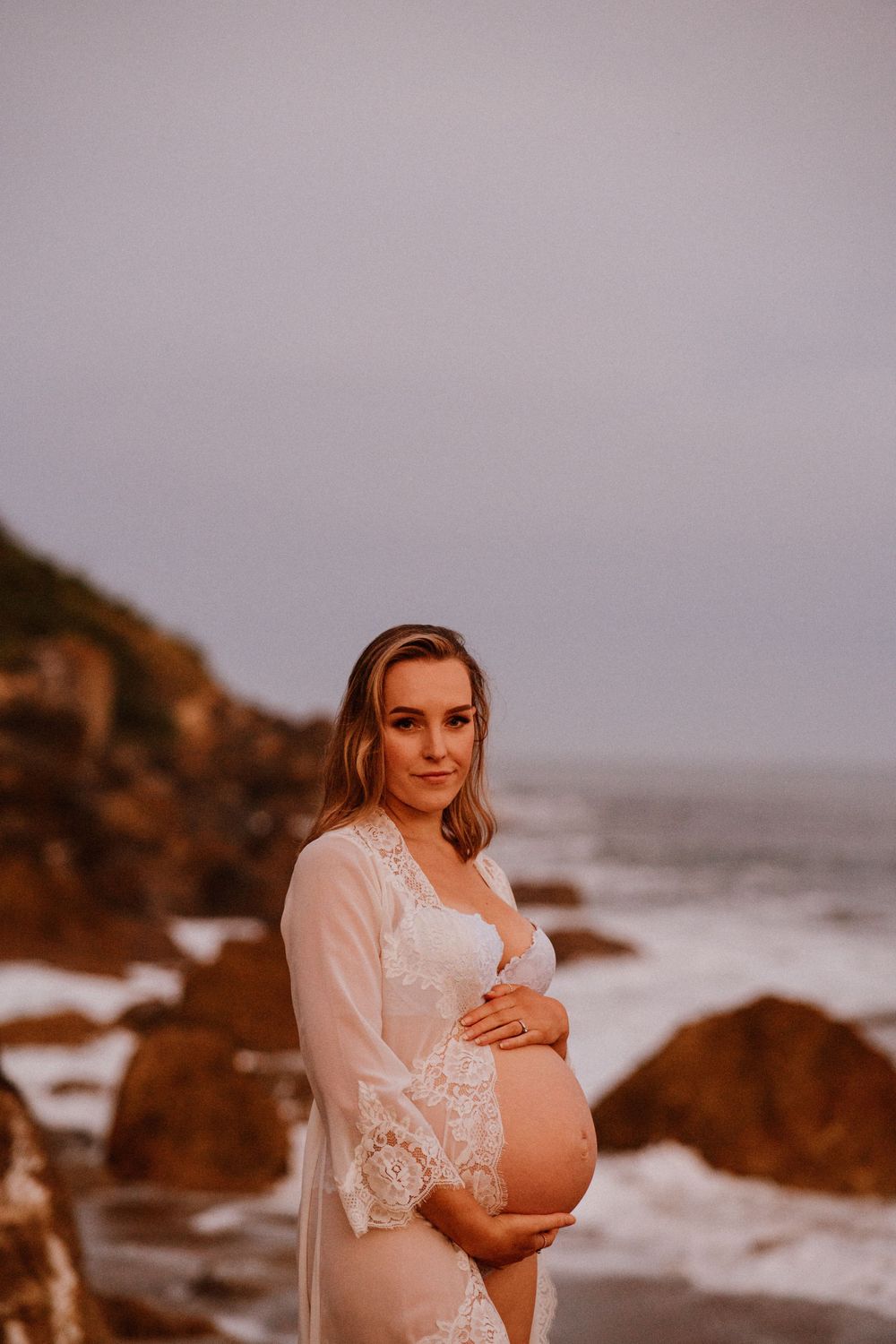 Hawkes Bay Photographer, Napier Photographer, Maternity Session, Couple Session, Waipatiki Beach
