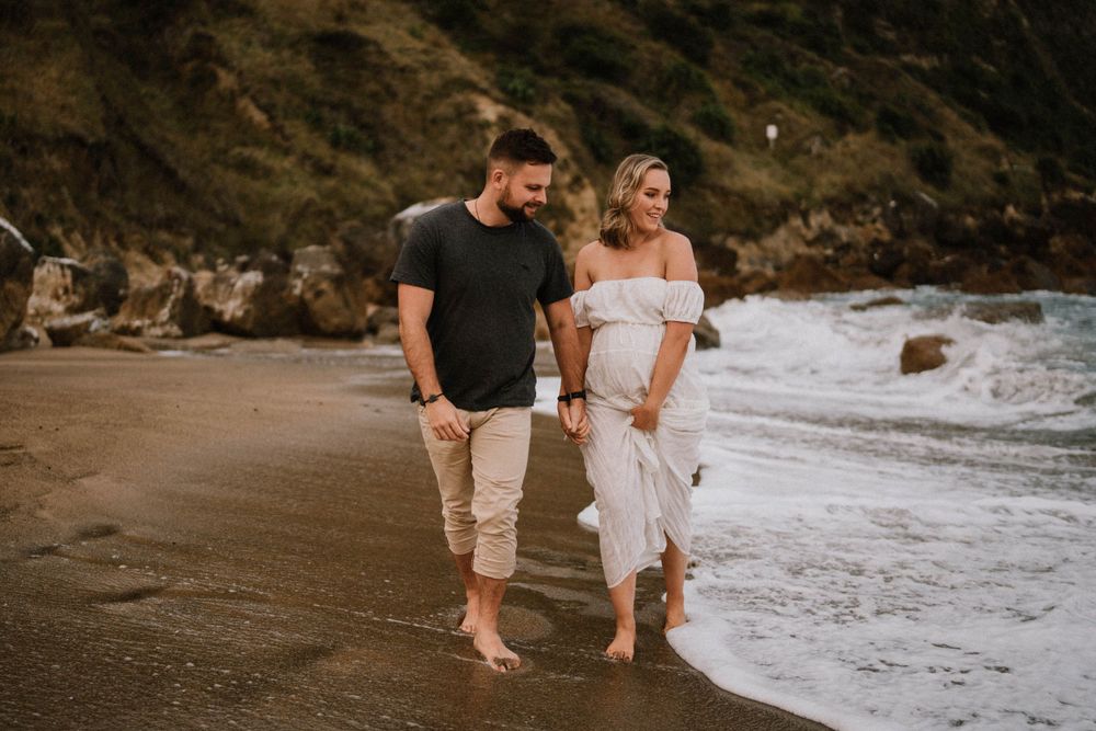 Hawkes Bay Photographer, Napier Photographer, Maternity Session, Couple Session, Waipatiki Beach