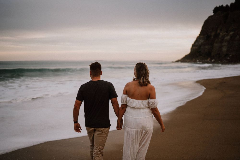 Hawkes Bay Photographer, Napier Photographer, Maternity Session, Couple Session, Waipatiki Beach