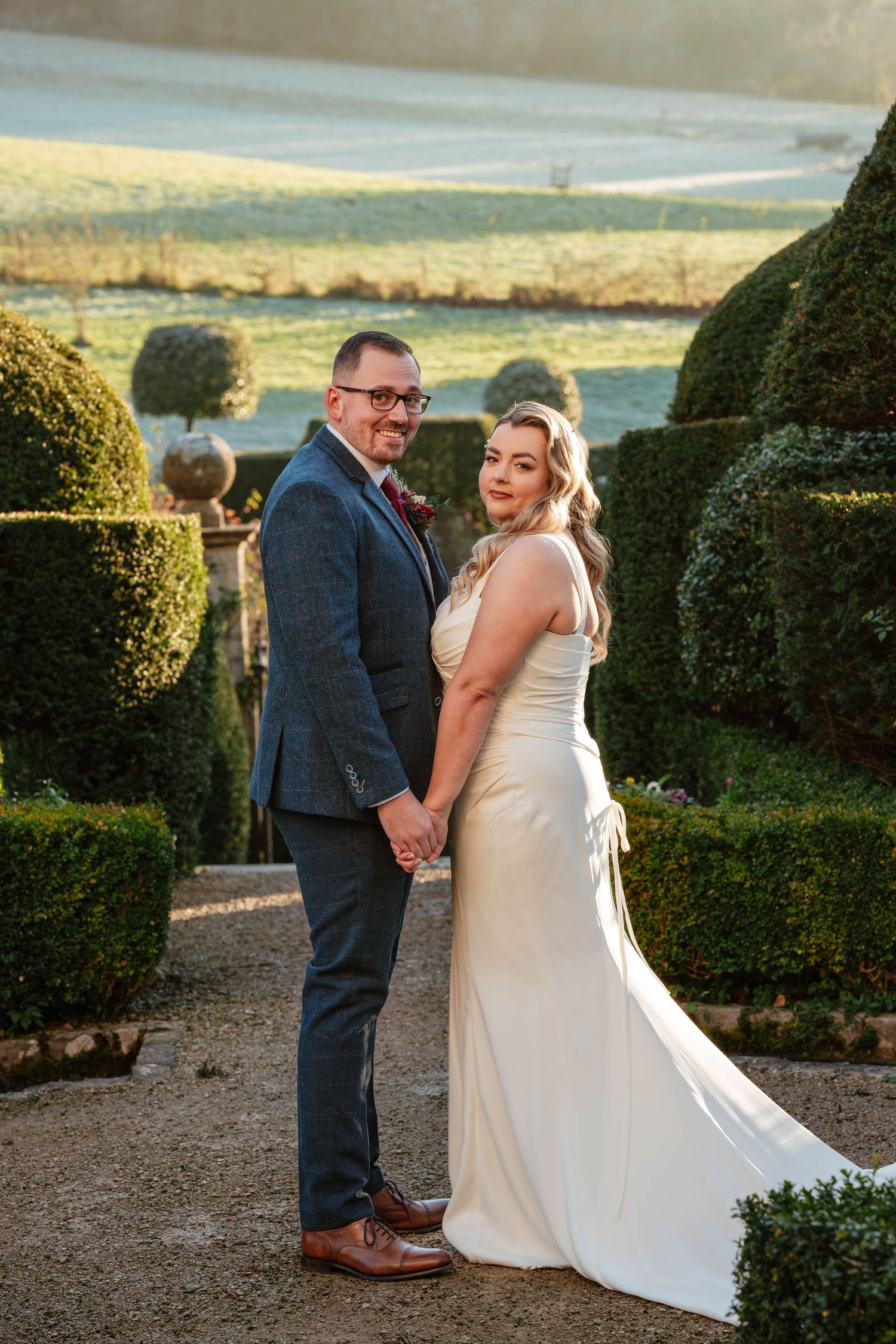 Owlpen Manor Weddings Zara Davis Photography Cotswolds Uley Cheltenham Gloucestershire Stroud