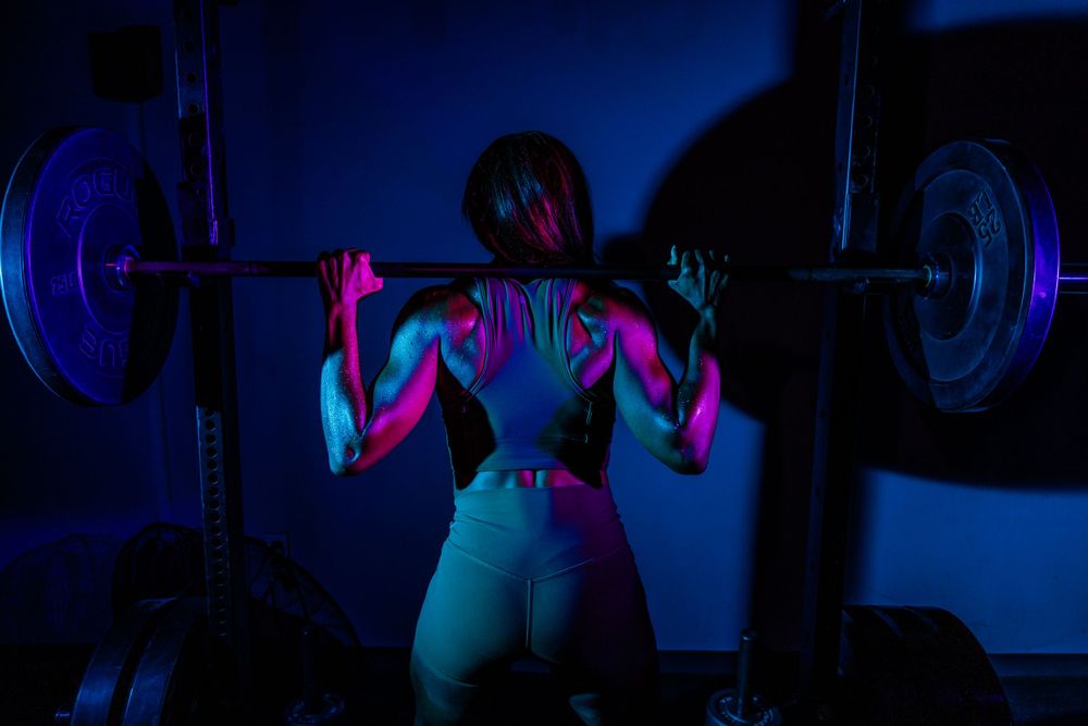Portrait photographer for lifestyle and personal branding albums. Athlete portraits of personal trainer Tish in Oakland.
