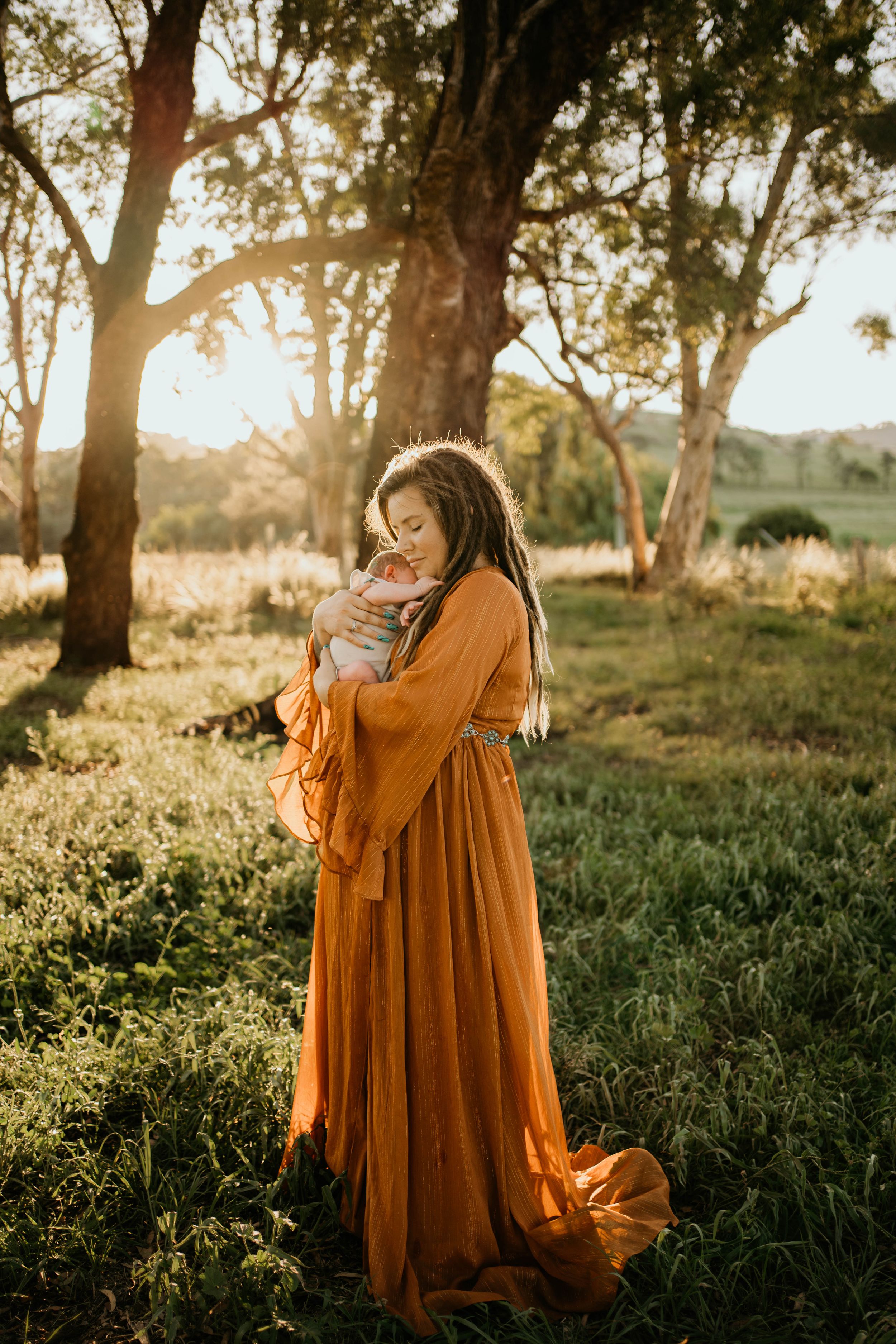 Tamworth, Hunter NSW Family, Newborn, Motherhood Photographer