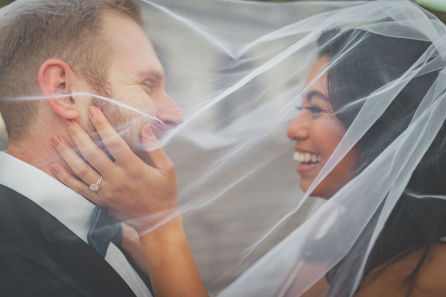 washington dc elopement photographer veil portrait at library of congress