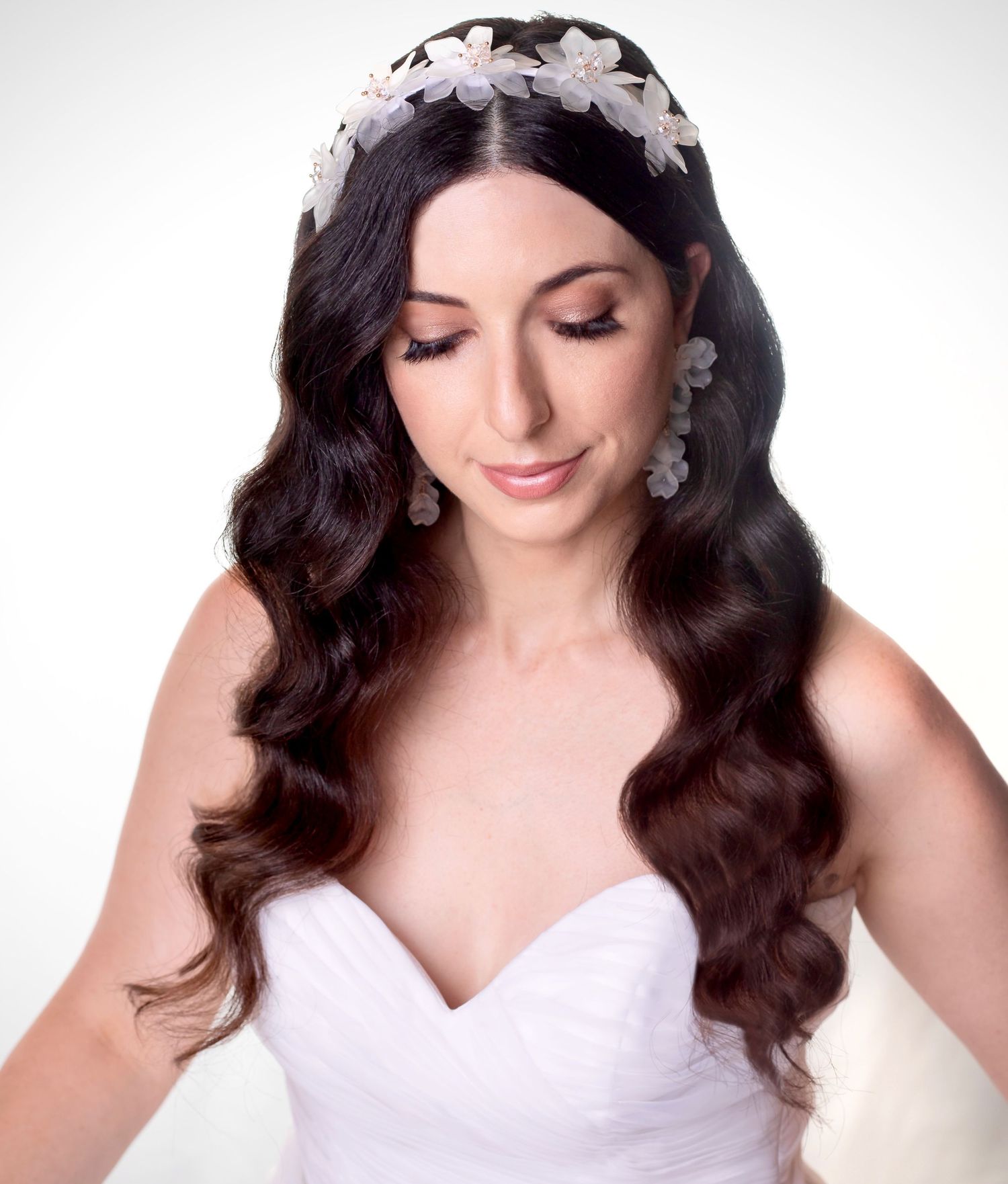 #Hollywoodwaves #hollywoodglamwaves #glamwaves #weddinghair #weddingmakeup weddingmakeupsydney #weddinghairsydney