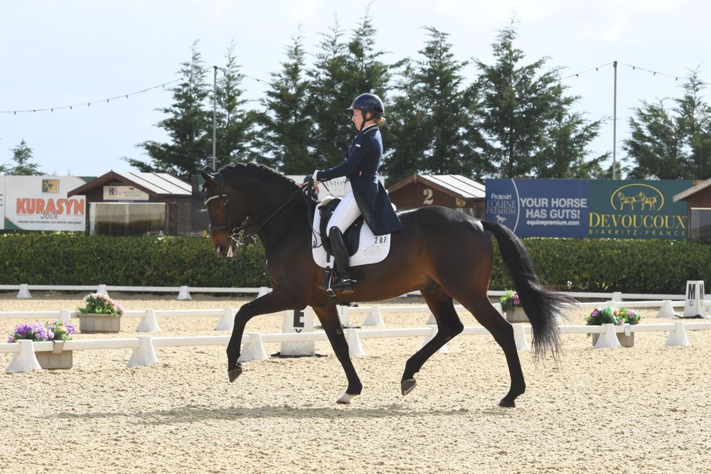 Izzy Chaplin dressage competing at Keysoe in the U25 G image by Karen Chaplin