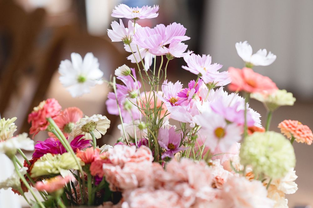 White Barn at Padgett place, wedding photographer, Huntsville Alabama, wedding venue, wedding florist, wedding venues