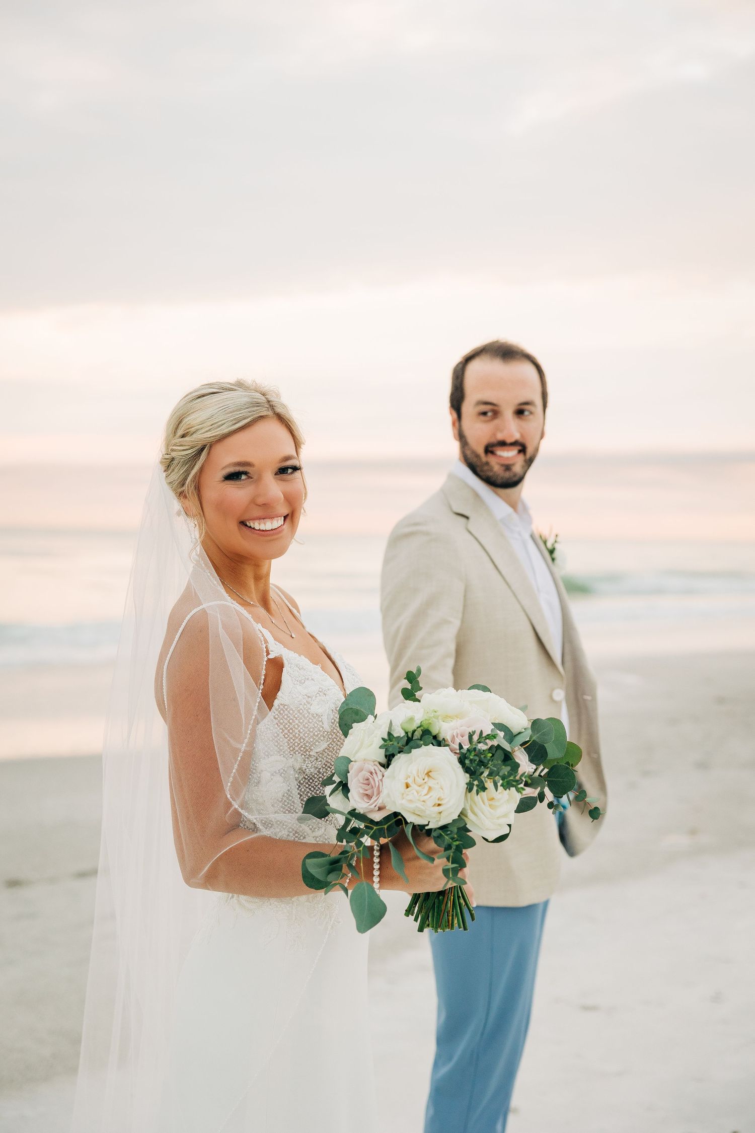 Sarasota, FL wedding photographer bright and airy wedding at Zota Beach Resort, Longboat Key, FL.