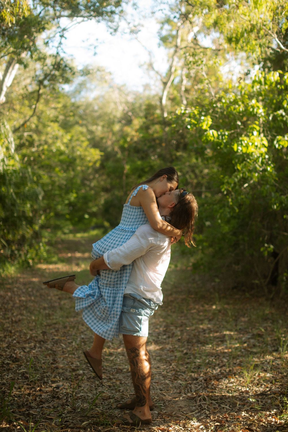 EMU PARK COUPLES PHOTOGRAPHER