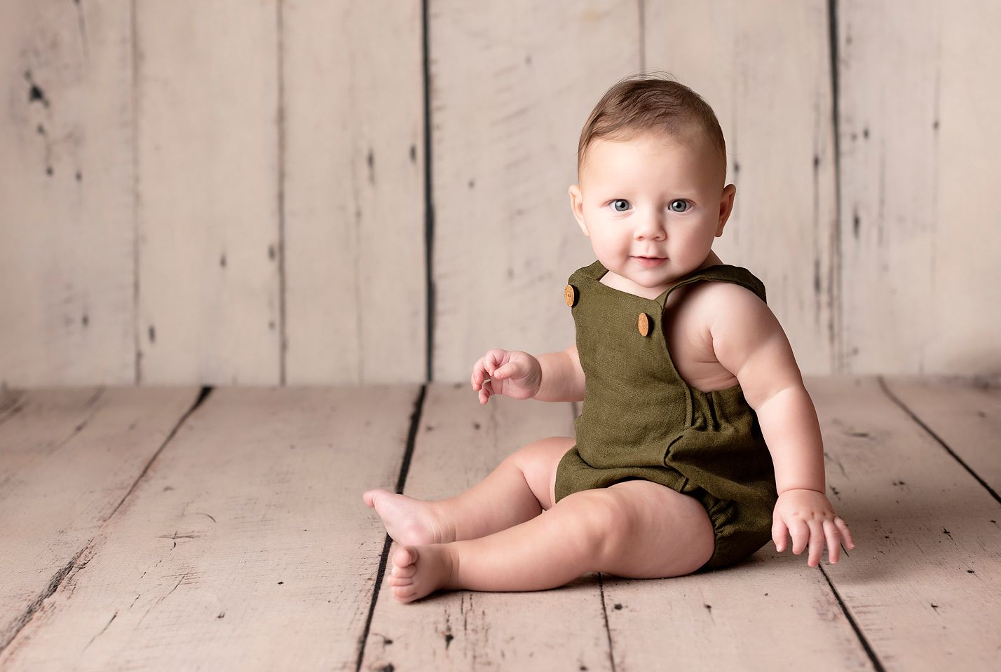 Sitting up baby session