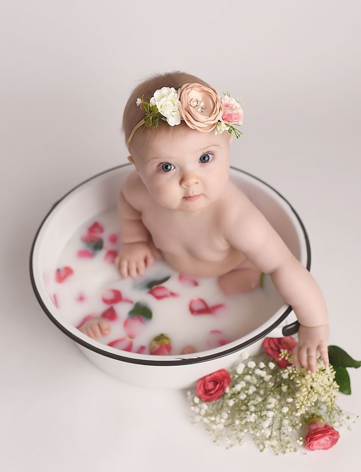 Baby milkbath photograph