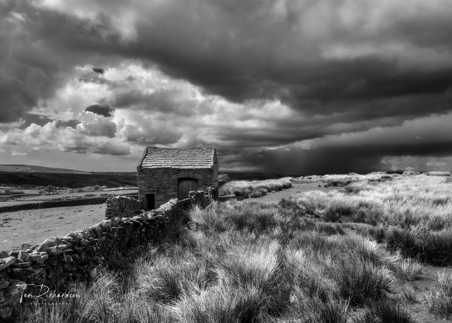 Barn at Lanshaw on The Slaidburn Road