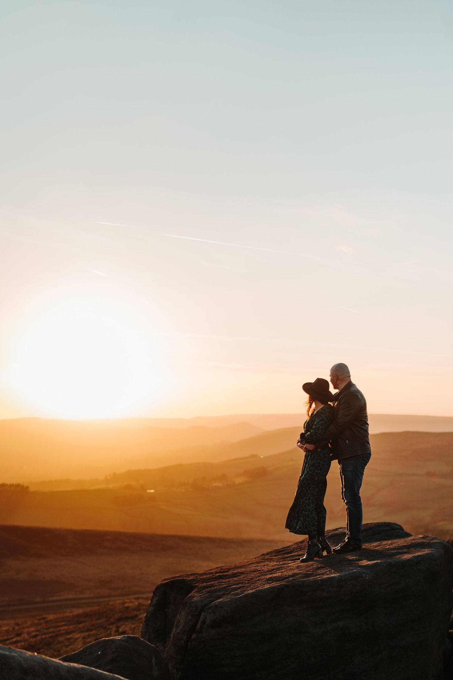 couple photoshoot at the peak district national park