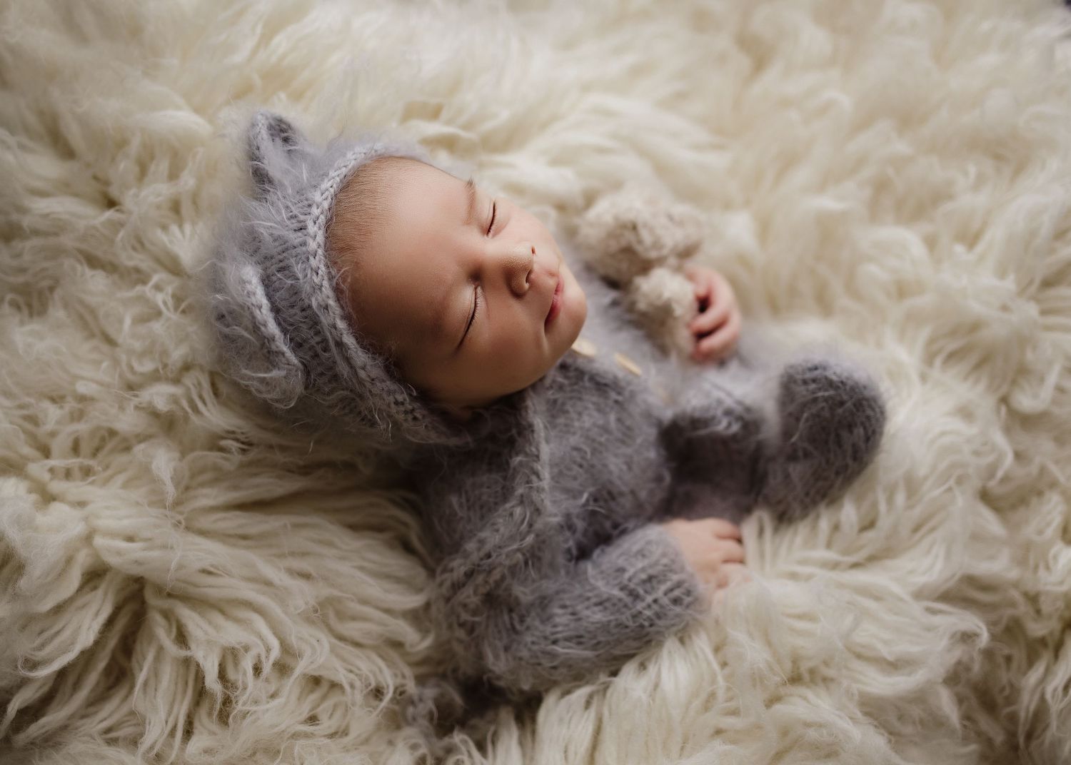 Brandon riverview newborn photographer
