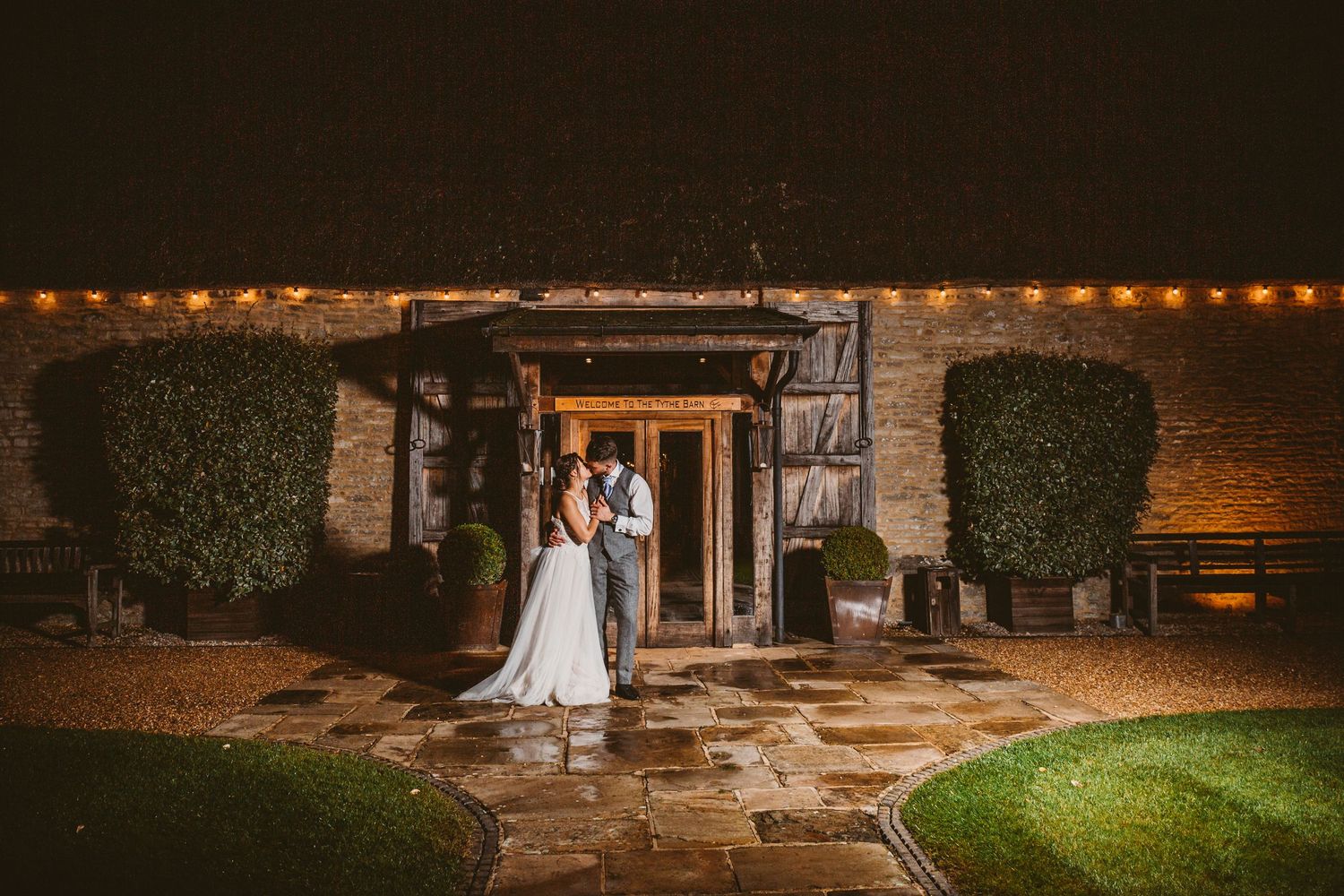https://www.thetythebarn.co.uk/ , The Tythe Barn wedding, beautiful romantic