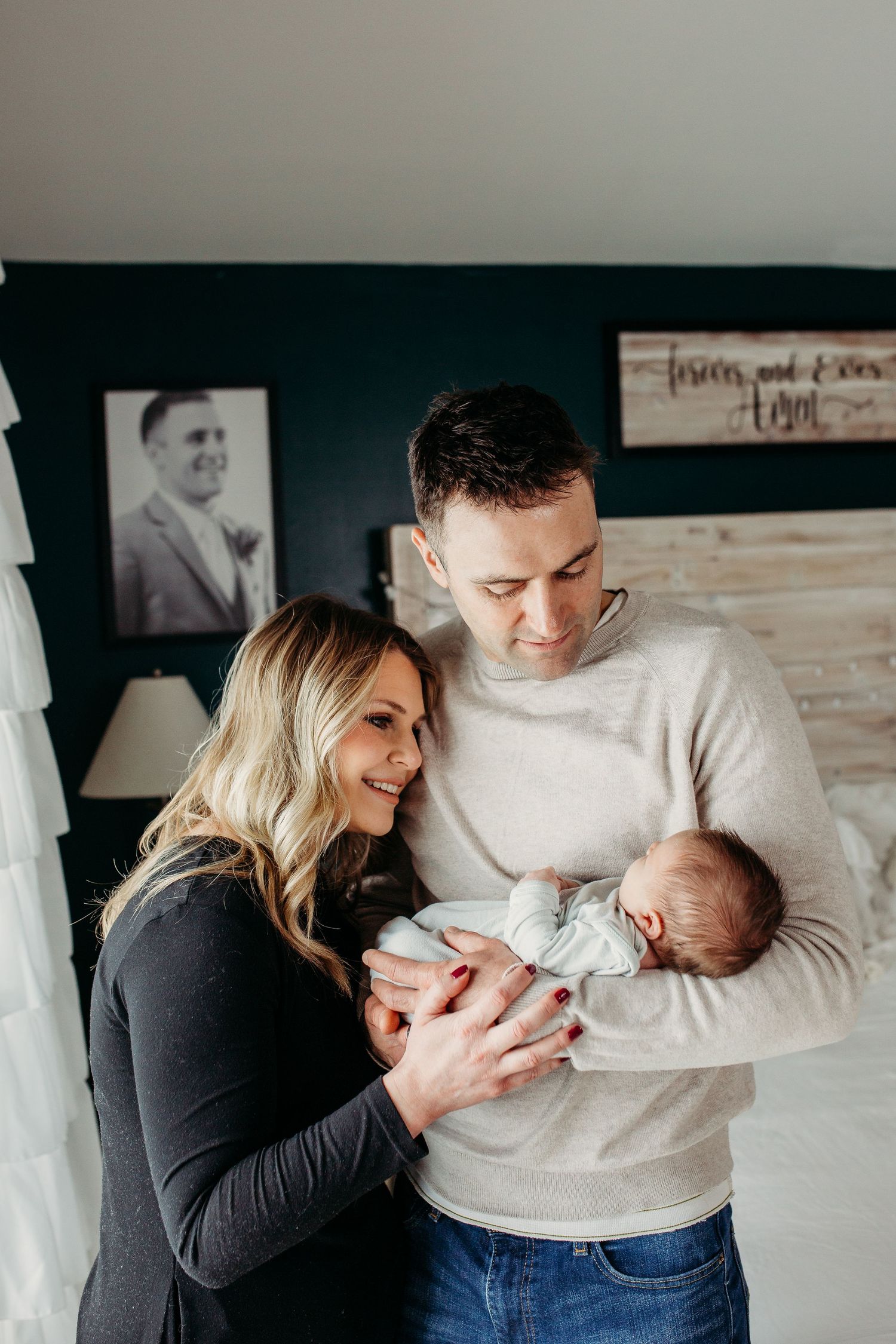 Chagrin Falls Newborn Photographer- Cleveland Newborn Photographer
