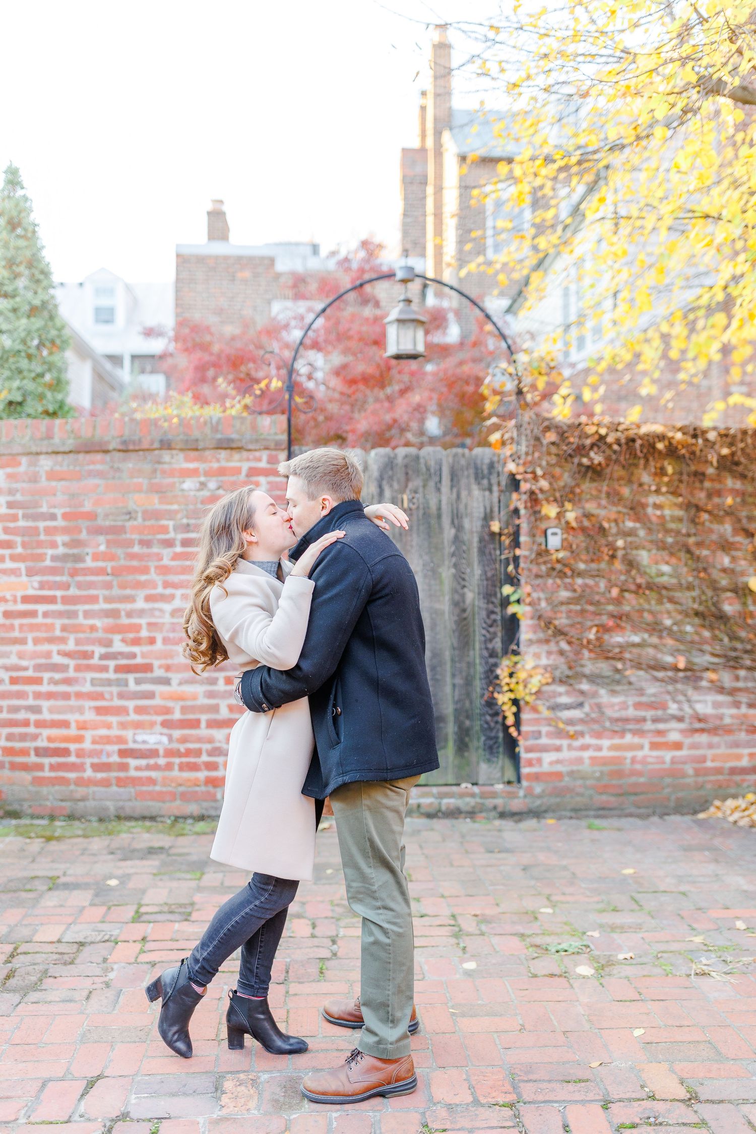 OLD TOWN ALEXANDRIA ENGAGEMENT PICTURES