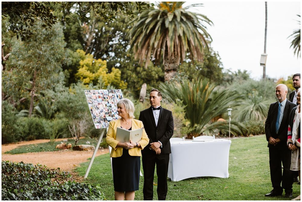 hyde park wedding groom waiting for bride