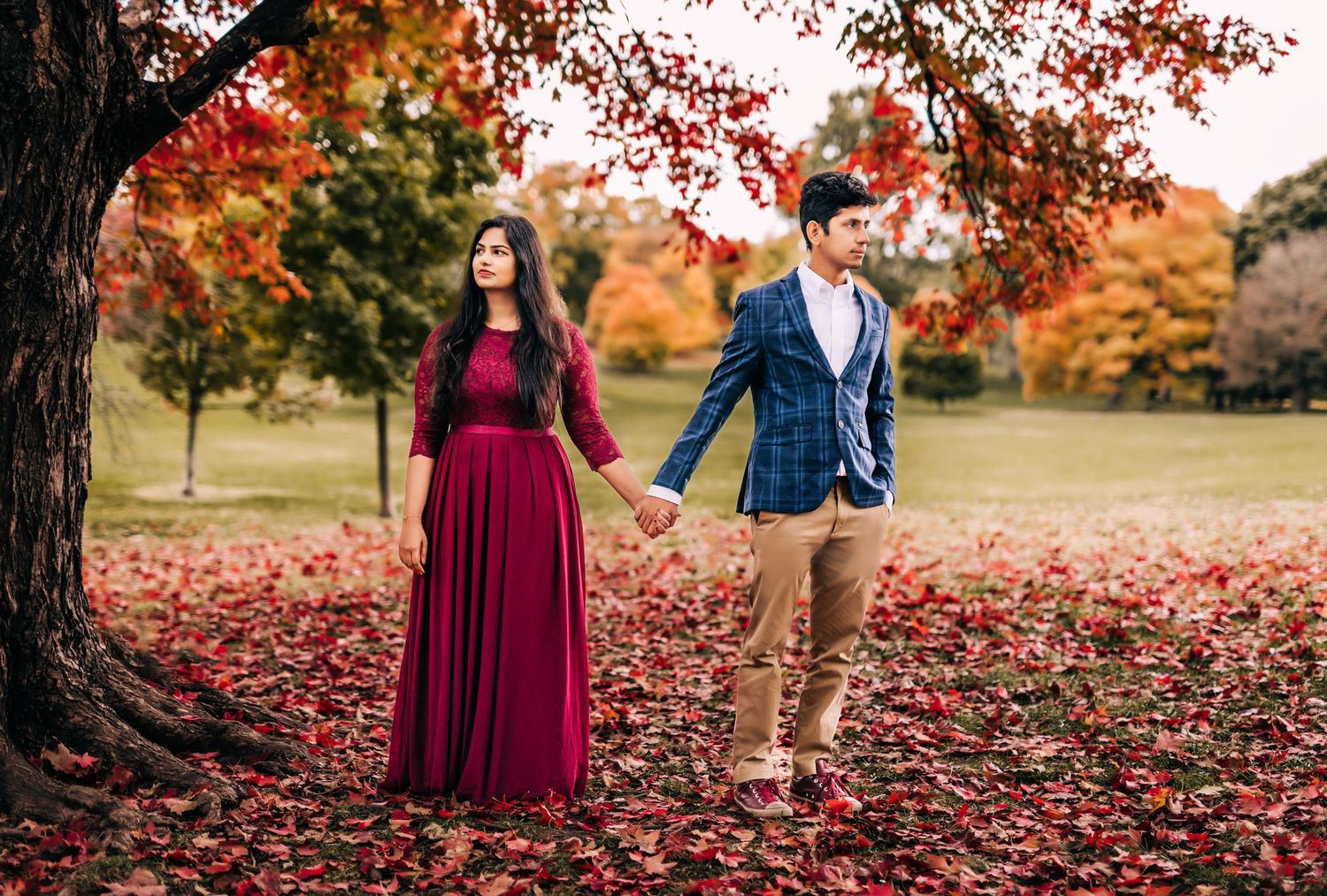 Kansas City couple with fall colors