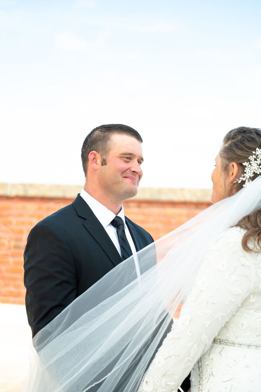 Wedding at Booth Hotel in Independence, KS by Bartlesville Wedding Photographer Kristi Bray Photography