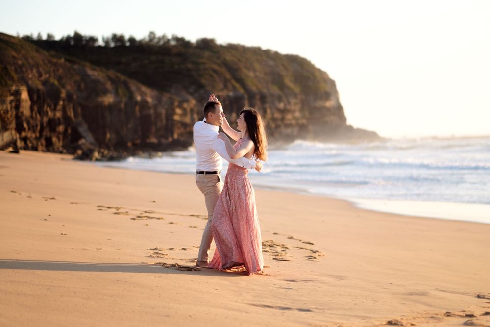 romantic engagement photoshoot early morning in Sydney