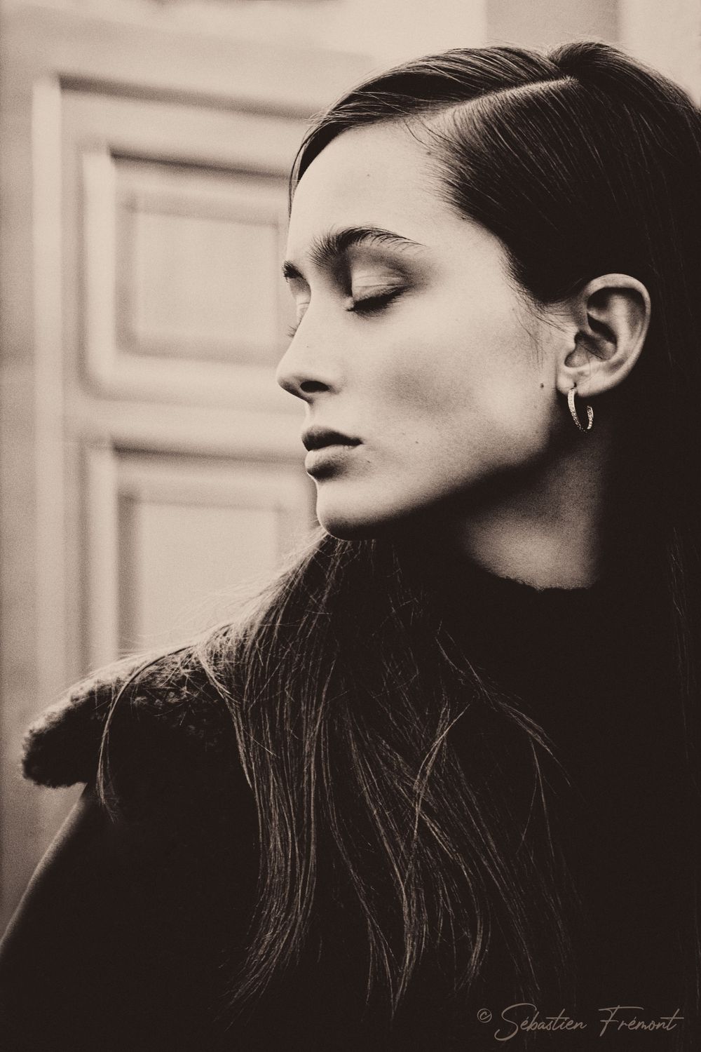 Sébastien Frémont - Portrait Photographer - Chiara Corridori / Dior - Paris Studio