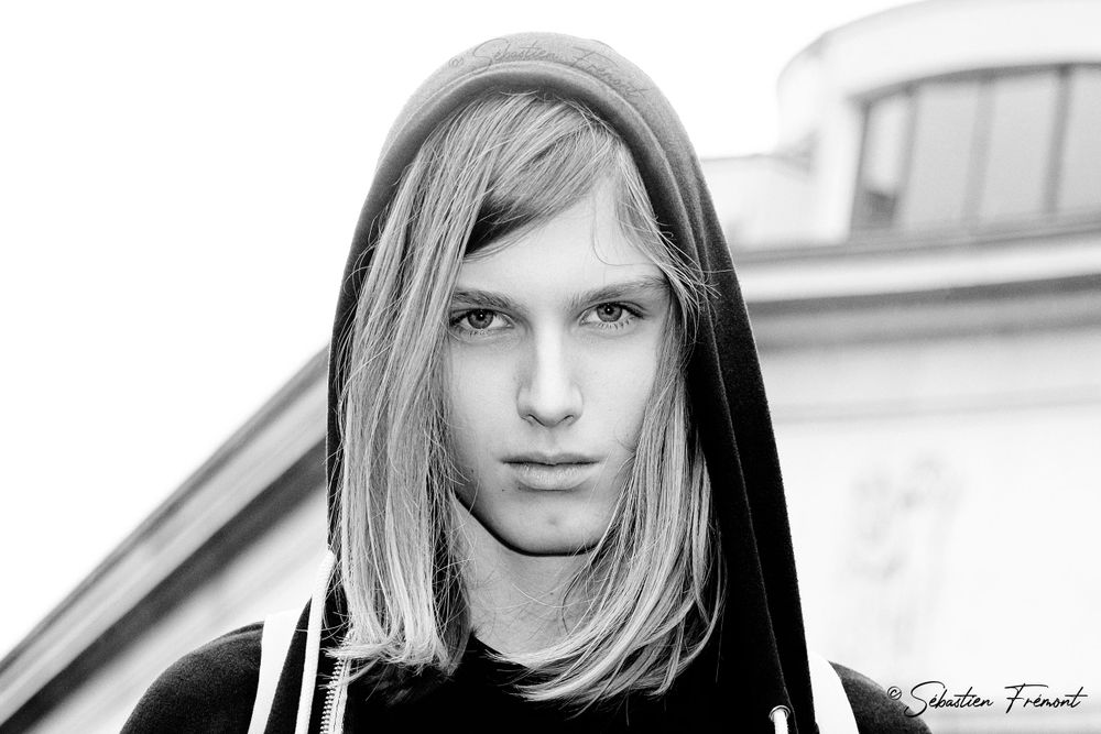 Sébastien Frémont - Portrait Photographer - Freek Mol / Lanvin - Paris