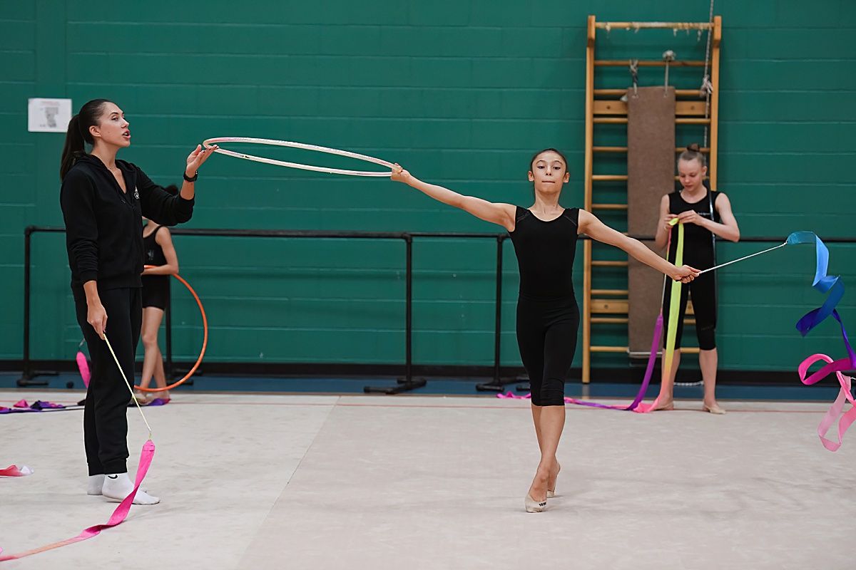 Karina Lykhvar rhythmic gymnastics double apparatus