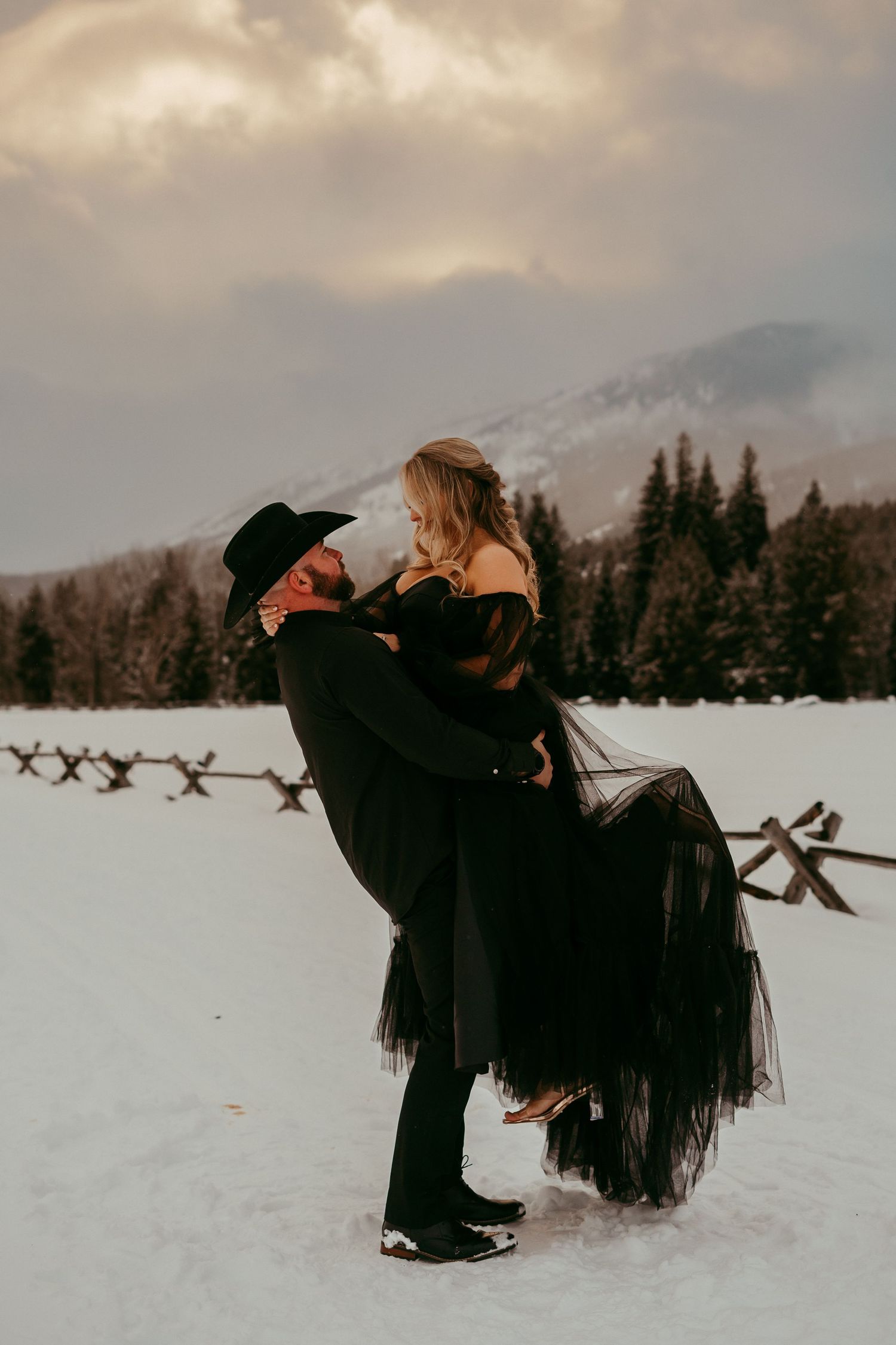 Jackson Hole photography packages
Candid outdoor photography Jackson Hole
Luxury Jackson Hole photographer