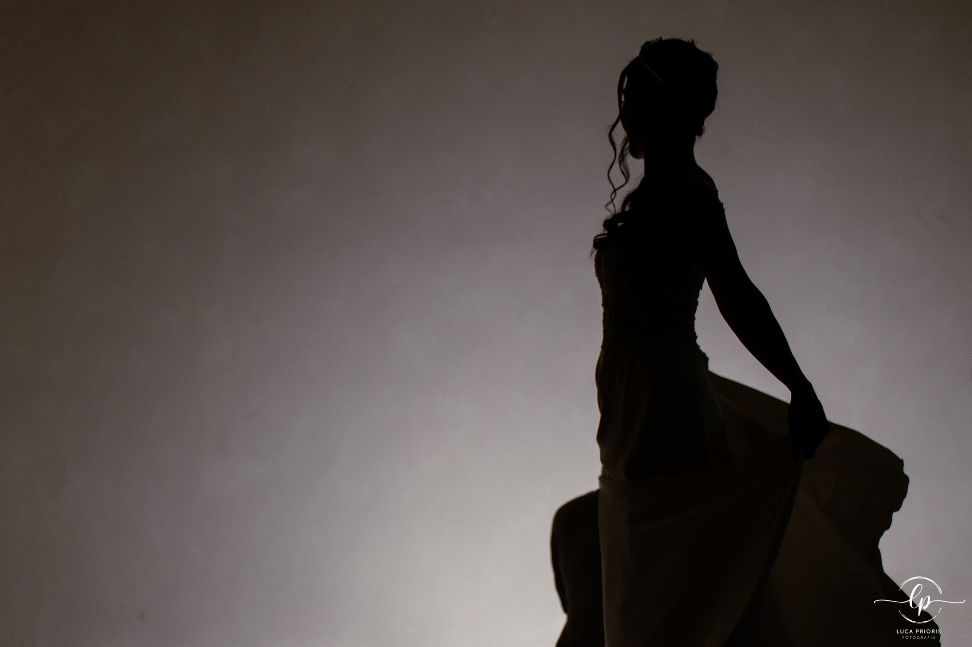 ritratto della sposa in controluce