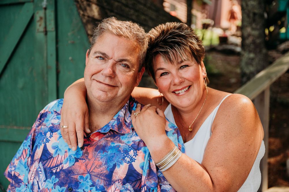 Summer photo session for couple on Lake Vermilion, Cook, Minnesota.
