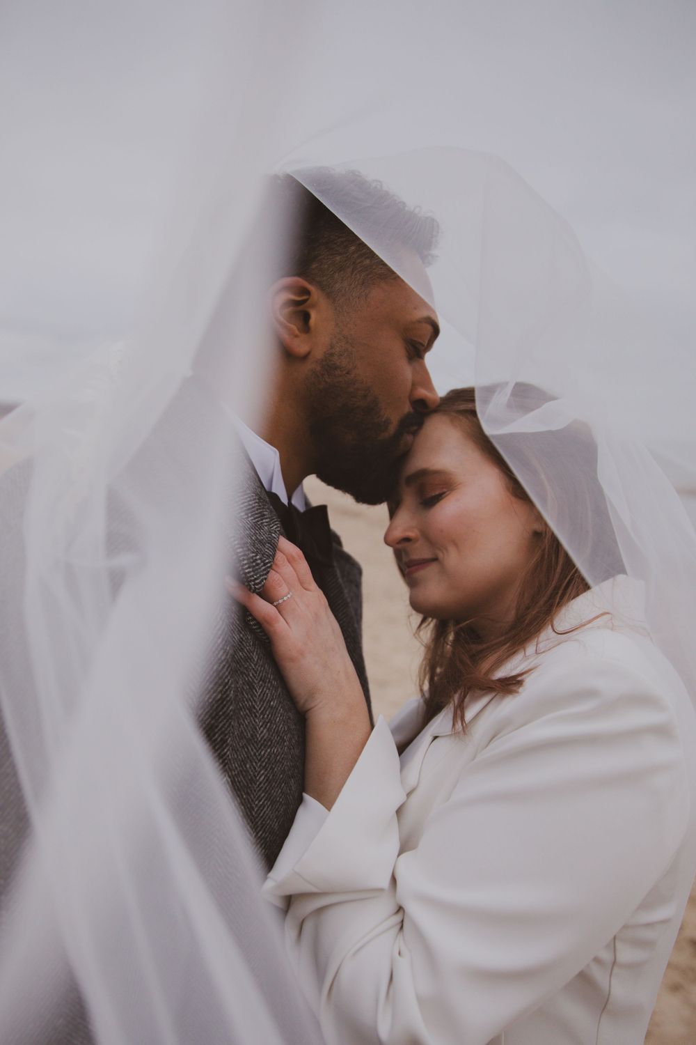 Michigan Elopement Photographer