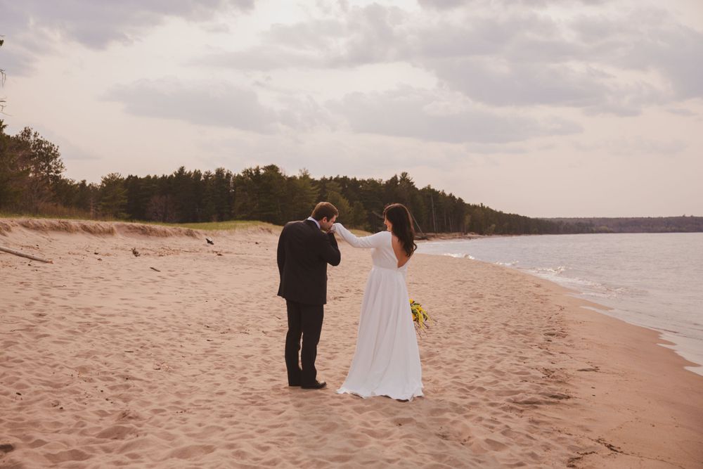 Marquette Michigan Elopement Photographer