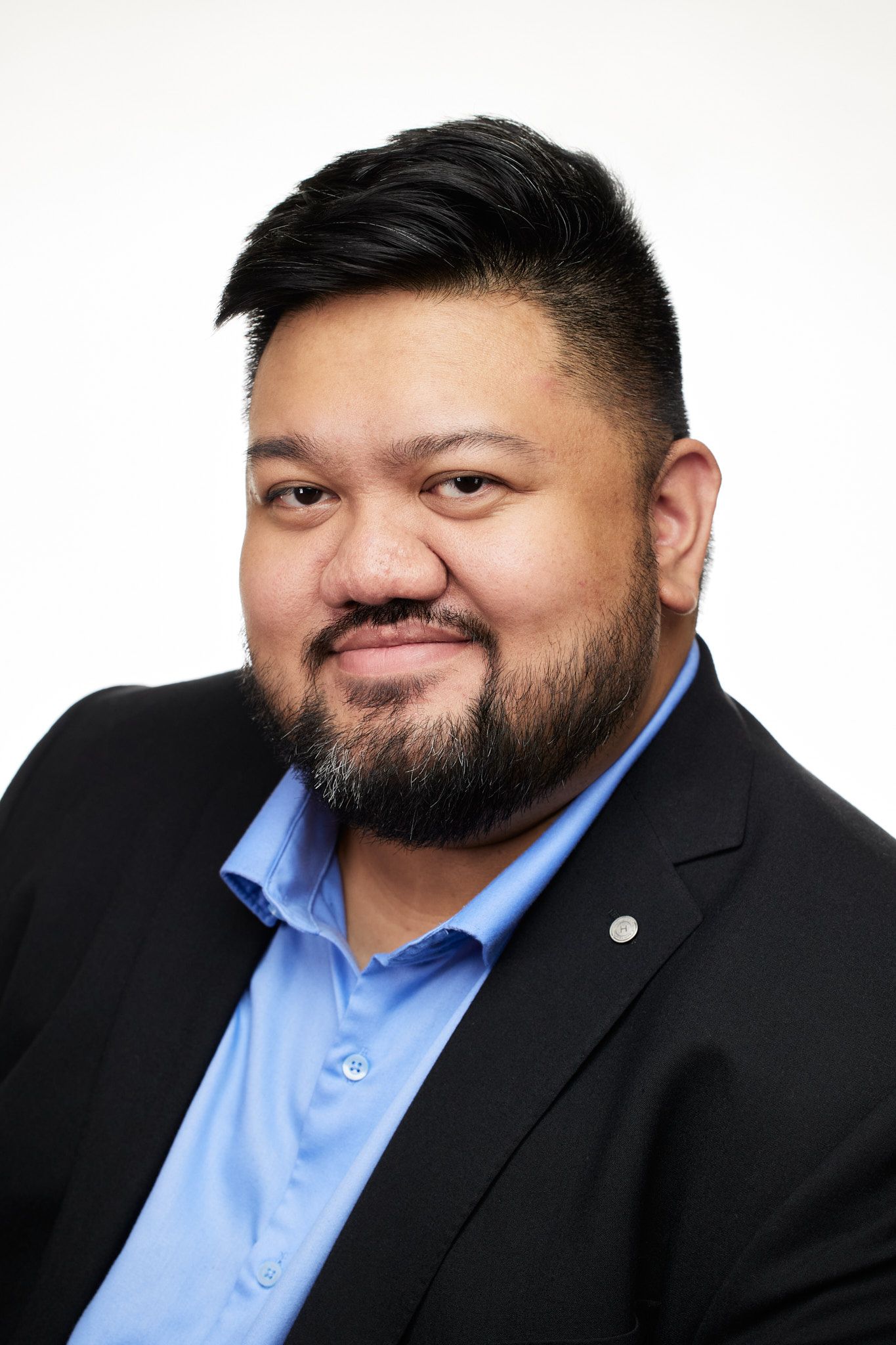 Corporate Headshot of Asian CEO